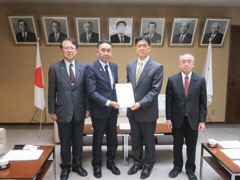 ���c��c���̗v�]