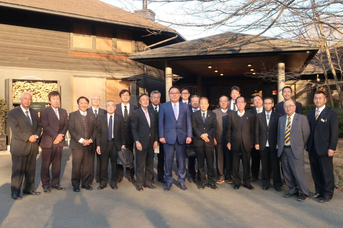 �c���W���ʐ^